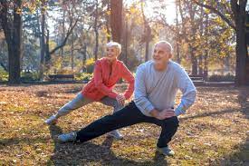 7 Ways to Strengthen Legs Naturally: Expert Tips for Healthy Aging